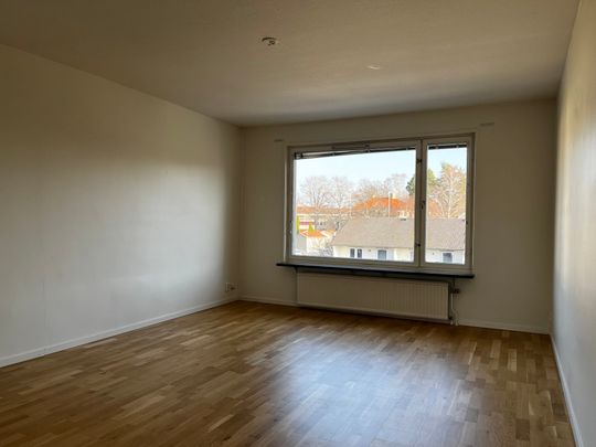 Jungfrugatan 1 F - Photo 1