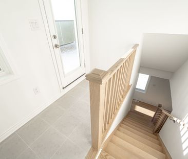 For Lease - 7 Sweet Pear Street, Markham, Ontario - Photo 3