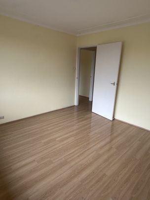 Spacious 2 Bedroom apartment - Photo 1