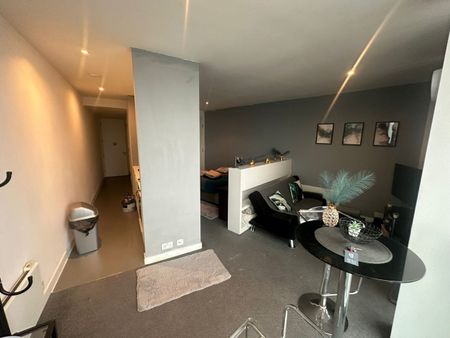 Studio Flat, The Rotunda, B2 - Photo 2