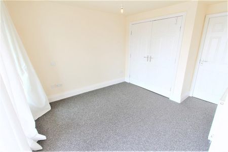 3 bedroom townhouse to rent - Photo 3