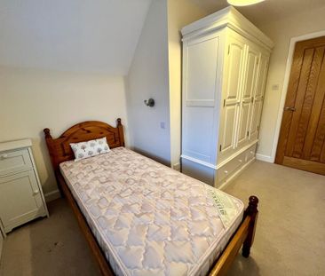 3 bedroom semi-detached house to rent - Photo 5