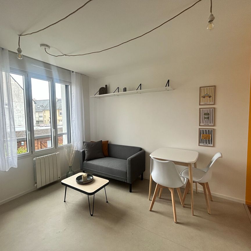 Location Appartement 1 pièce 24m² - Photo 1