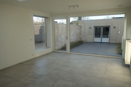 Mooi gelijkvloers appartement op centrale ligging. - Photo 3