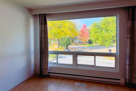 For Lease - 27 Tuscarora Drive Unit# Upper, Toronto, Ontario - Photo 4