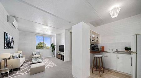EXPERIENCE A COZY AND QUIET LIFESTYLE IN THE HEART OF NORTH PERTH - Photo 3