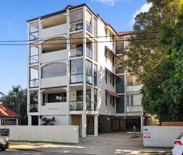 Inner-City Living in the Heart of New Farm - Photo 1