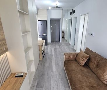 Proprietar/ ap. 2 camere /100 m de Lidl DN1 Otopeni/prima inchiriere - Photo 5