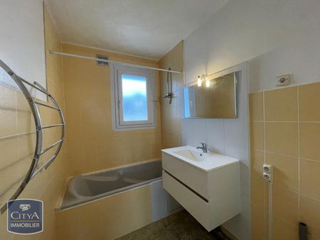 Location Appartement 4 pièces 99m² LORIENT 56100 - Photo 3