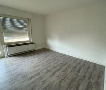 Kinderfreundliche Wohnlage! Kleine 3-Zimmerwohnung mit Balkon in He... - Foto 1