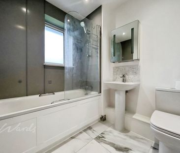 4 bedroom detached house to rent - Photo 6