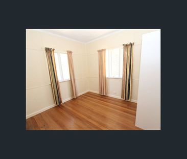 Nambour Heights cottage - Photo 1