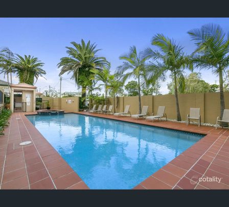 71/61 North Street, Southport, Qld 4215 - Photo 1