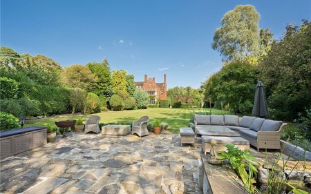 Holland Hill, Old Avenue, Weybridge, Surrey, KT13 - Photo 5