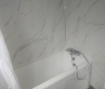 Room in a Shared House, Selby Road, E13 - Photo 5