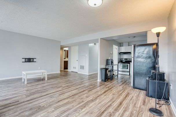 For Lease - 30 Chapman Court Unit# 104, London North, Ontario - Photo 1