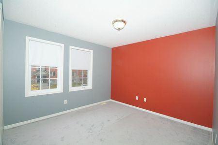 For Lease - 37 Barnstone Drive, Barrhaven, Ontario - Photo 2