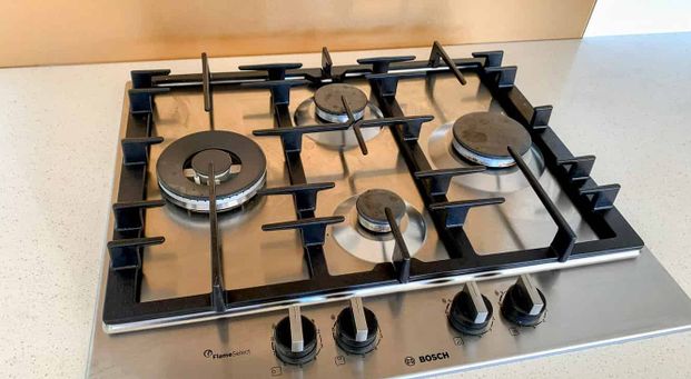 Modern 4-Bedroom Family Home in Wallaceville - Photo 1