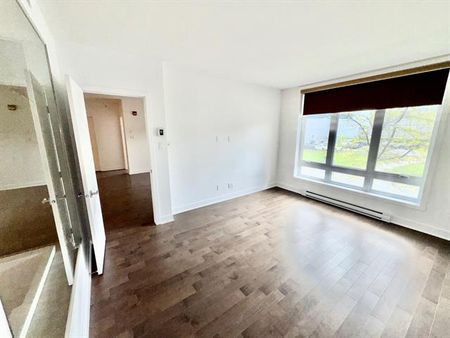 2160 Av. Terry Fox - Photo 5