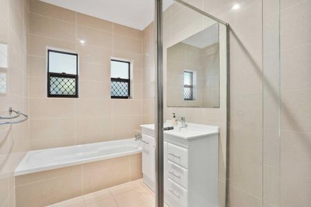 4-bedroom shared house, Florence st - Photo 3