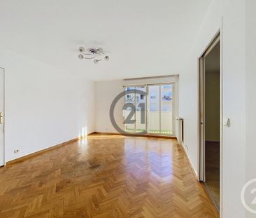 Location Appartement 2 pièces 51m² MELUN 77000 - Photo 2
