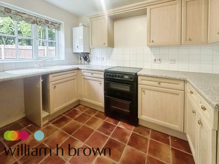Ragley Close, Braintree, Great Notley - Photo 2