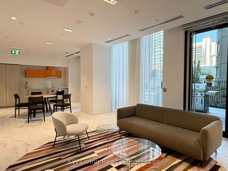 For Lease - 238 Simcoe Street Unit# 2401, Toronto, Ontario - Photo 3