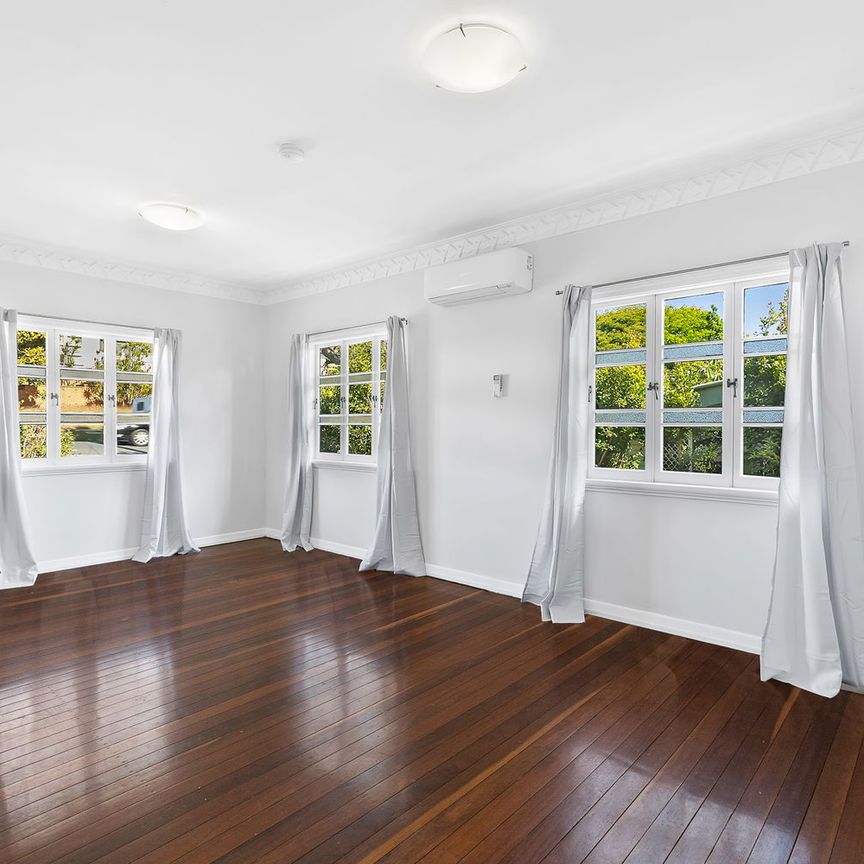 Charming Aspley Home Offering Comfort and Convenience - Photo 1
