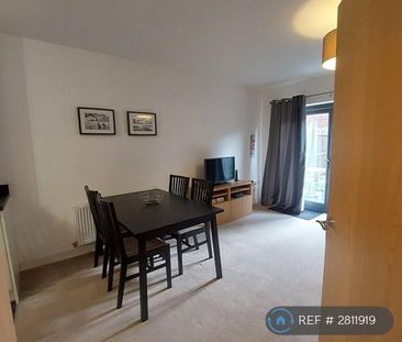 4 bedroom terraced house to rent - Photo 1