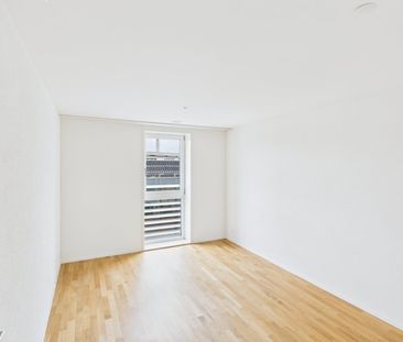 Moderne 2.5-Zimmer-Wohnung mit Loggia im Herzen von Wil - Foto 5