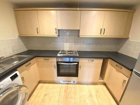 Trinity House, Borehamwood, WD6 - Photo 3