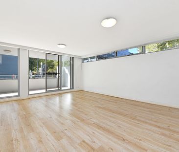 101/42 Rider Boulevard, Rhodes - Photo 1