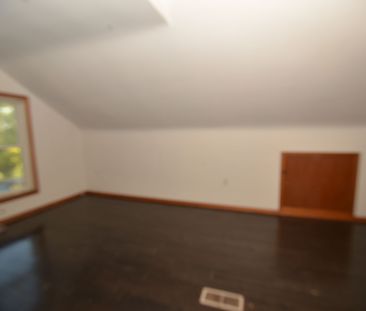 For Lease - 490 Springbrook Avenue, Hamilton, Ontario - Photo 3