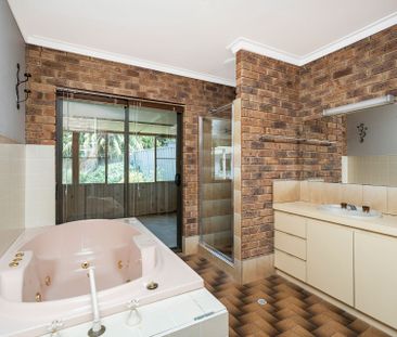 3 Bedroom Beachside Home - Photo 3