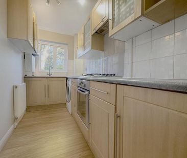 2 bedroom end of terrace house to rent - Photo 6