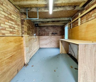 3 bedroom semi-detached house to rent - Photo 4