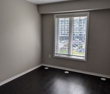 For Lease - 2441 Greenwich Drive Unit# 69, Oakville, Ontario - Photo 3
