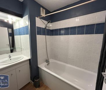 Location Appartement 2 pièces 51m² LAVAL 53000 - Photo 5