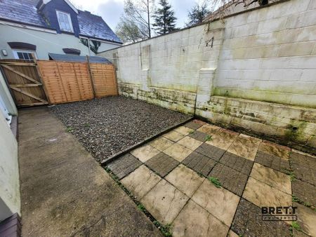 3 bedroom terraced house to rent - Photo 2