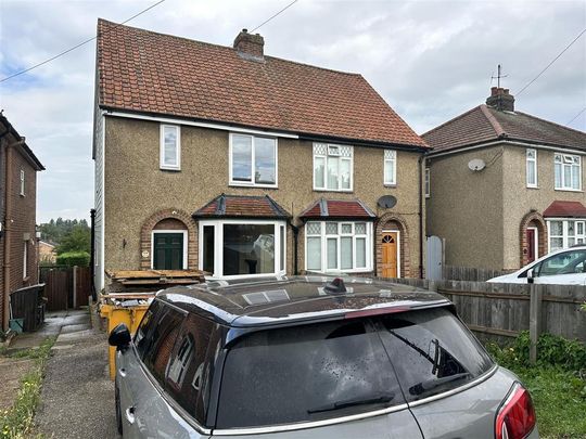 3 bedroom semi-detached house to rent - Photo 1