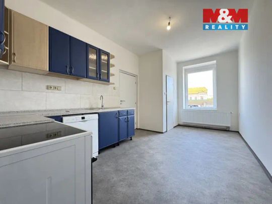 Pronájem, byt 3+1, Pečky, ul. Petra Bezruče - Photo 1