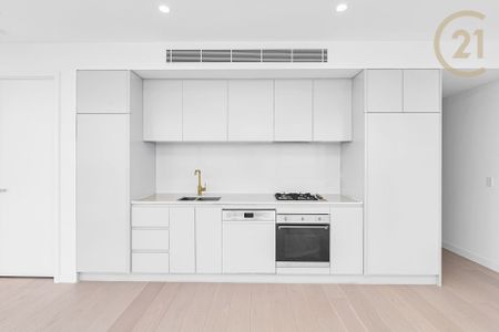 Stunning New Apartment with Breathtaking Views! - Photo 5