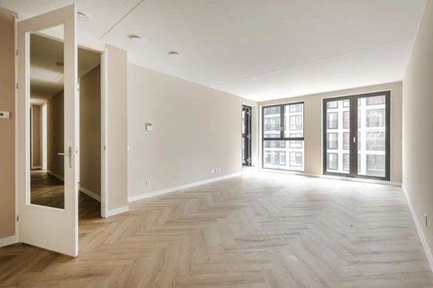 Mies van der Rohestraat 151 - Foto 1