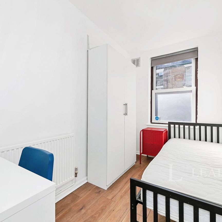 4 bedroom mid-terrace to rent Kingston Street, CB1 - Photo 1
