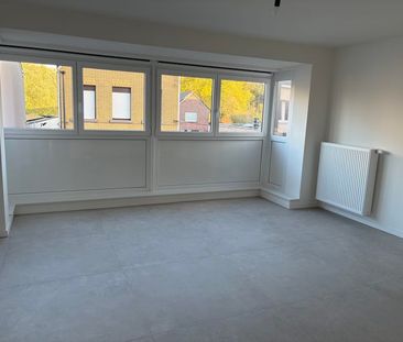 Appartement te huur - Foto 2