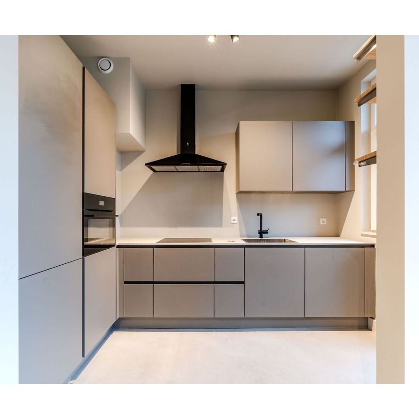 Appartement te huur: Van Hoytemastraat 101 2596 EP Den Haag - Photo 1