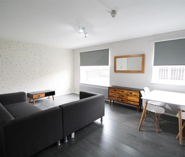 Westfield Court, Westfield Road, Hyde Park, LS3 1DL, Leeds - Photo 4