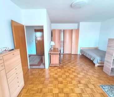 Warszawa, Praga-Południe, Gocław, Abrahama - Photo 3