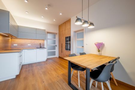 Pronájem bytu 2+1 68 m², 5. května , Praha - Fotografie 4