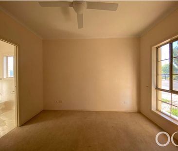 Open the Door to Spacious Living - Photo 5